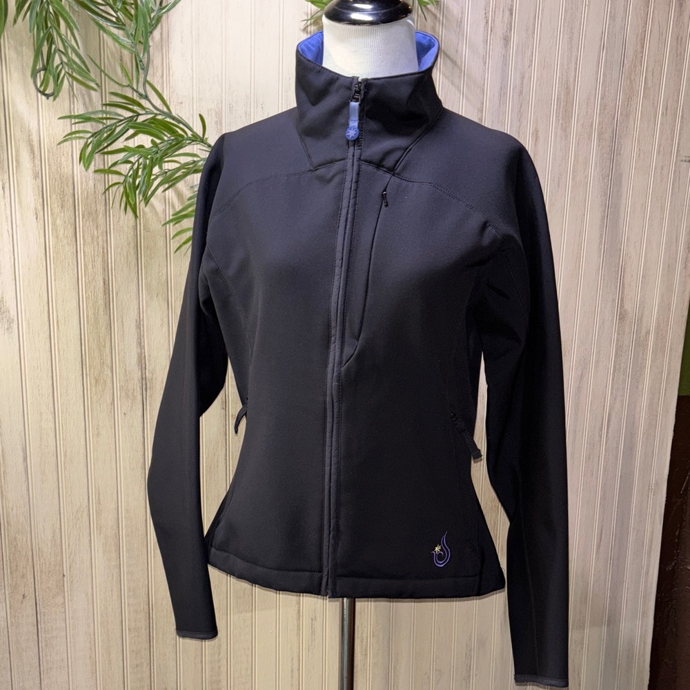 Isis Black Softshell Ski Jacket, Purple Polar Fleece inside, Pockets size 6, EUC